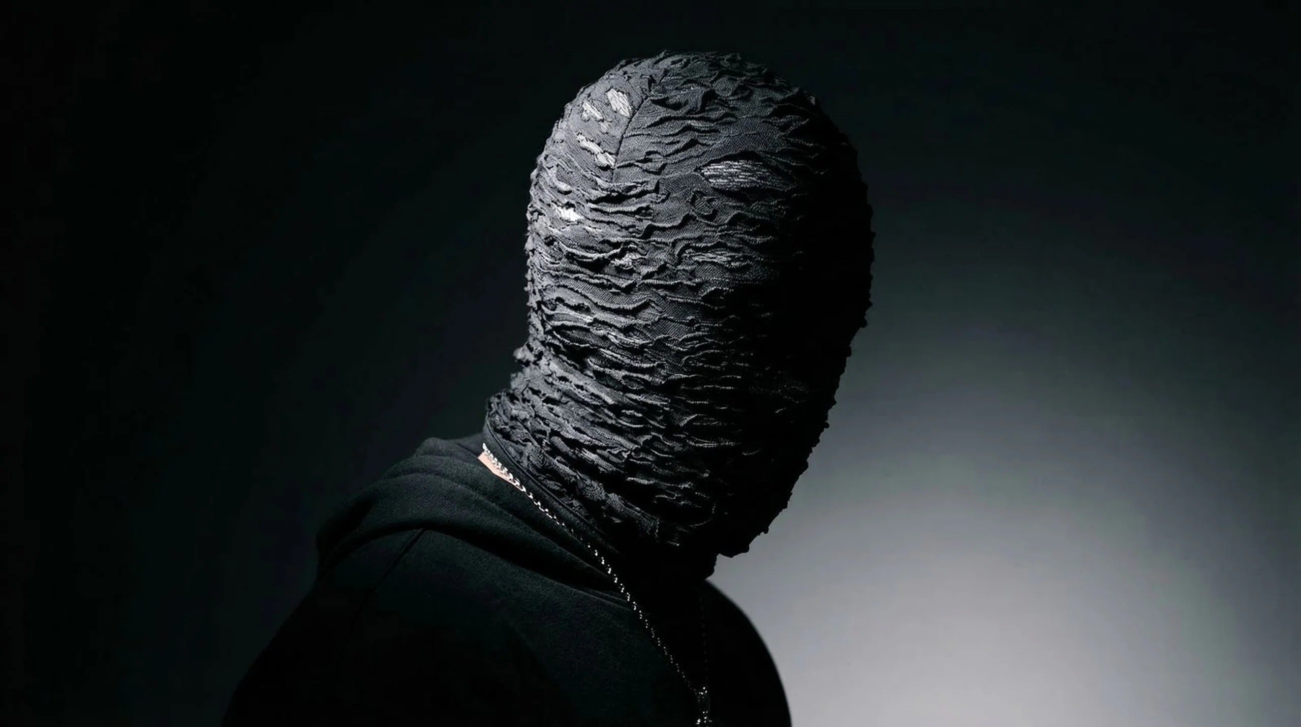 Faceless Phantom Mask